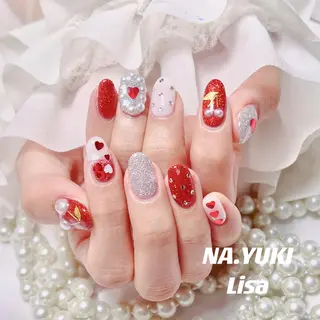 ネイル 🦋 Queenieのネイルデザイン