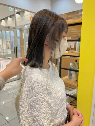 カラー 黒田瀬奈/ボブ まろやかベージュのヘアスタイル