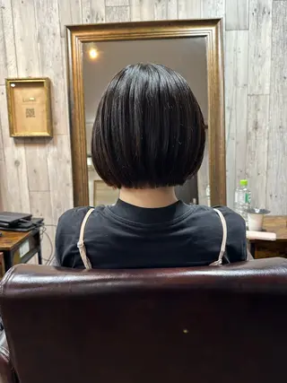 ショート 庭山 理沙のヘアスタイル