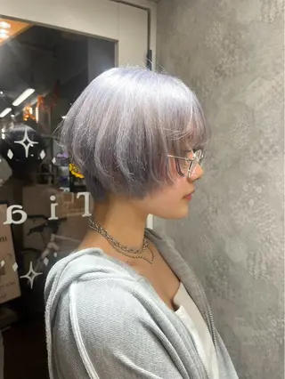 カラー 🦋ハイトーン×ア レンジ💫Leenaのヘアスタイル
