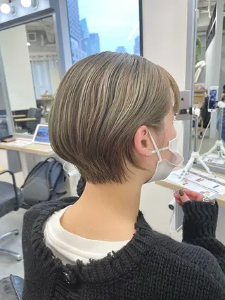 ショート カラー 肌に馴染むカラー 梅田・増田のヘアスタイル