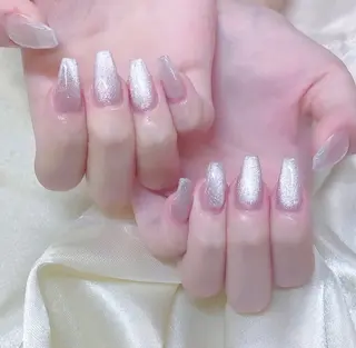 ネイル misaki 🩰‎🤍🎀のネイルデザイン