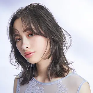 ミディアム Relais 覚王山のヘアスタイル