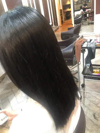 セミロング 女性指名人気no.1 尾崎のヘアスタイル