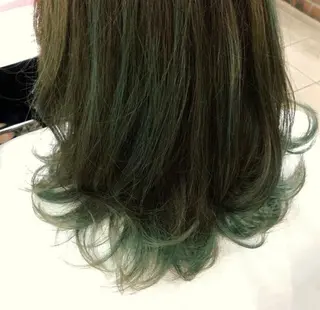ミディアム セミロング カラー _WHITE高槻店 yusukeのヘアスタイル