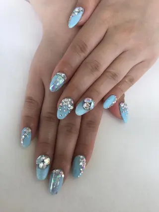 ネイル 💎🐰 saki. m 🐰💎のネイルデザイン