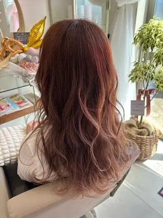 ロング ufufu所属・境 菜摘のヘアスタイル