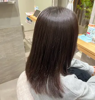 カラー pollen moekaのヘアスタイル