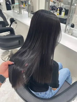 ロング カラー ヘアアレンジ 🎀RIN🎀 縮毛矯正🩶暗髪のヘアスタイル