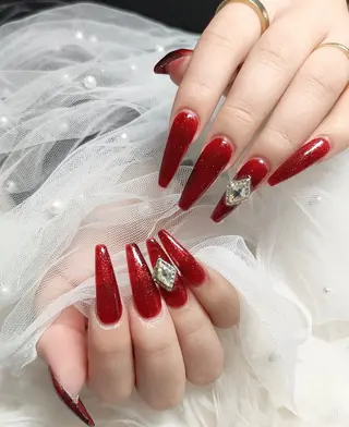ネイル &ME ネイルサロンのネイルデザイン