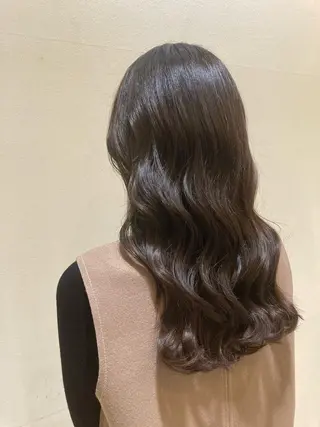 セミロング カラー 🕊mtm🫧梅田/ 定額制/透明感/艶髪のヘアスタイル