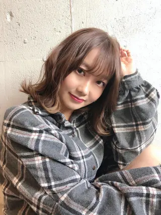 ミディアム あらき ちさとのヘアスタイル