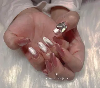 ネイル MoaNail🫶 Yoshiのネイルデザイン