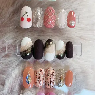 ネイル オーナーネイリスト MAKIのネイルデザイン