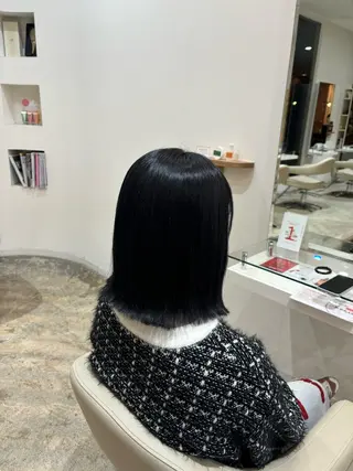 ミディアム カラー 佐藤 優里のヘアスタイル