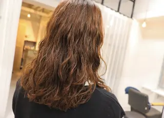 ロング パーマ 大場 友稀のヘアスタイル