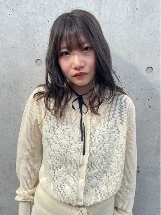 セミロング 鈴木瑛里/ブロンド ベージュ/男女のヘアスタイル
