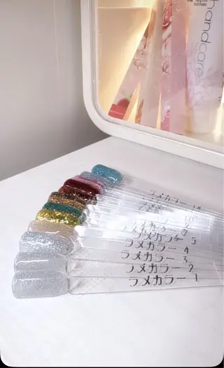 ネイル Ravie nail Nのネイルデザイン