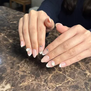 ネイル IROHA NAIL 長谷川唯惺のネイルデザイン