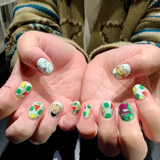 ネイル 個性派ネイルサロン 💅🏼ターコイズのネイルデザイン