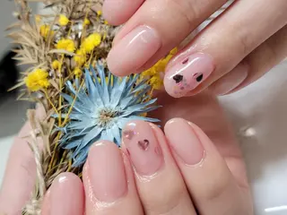 ネイル WHITELY みどりのネイルデザイン