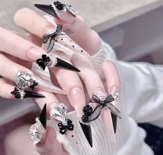 カラー AIN Nailのネイルデザイン