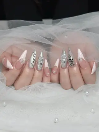 ネイル Julli NailStudioのネイルデザイン