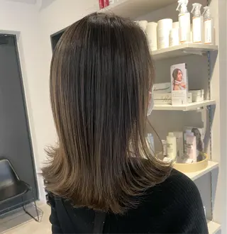 ミディアム カラー ブリーチ👩🦳/ ✂︎MANAMIのヘアスタイル