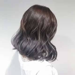 ミディアム カラー ヘアアレンジ Zina渋谷エリア マネージャShionのヘアスタイル