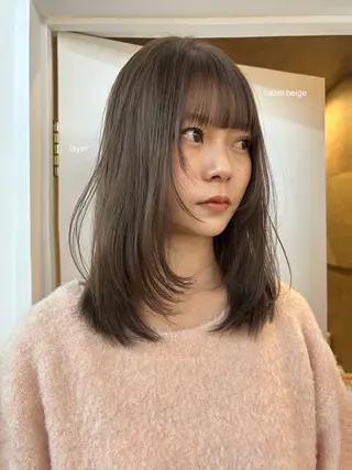ミディアム レイヤーカット/ 透明感カラーmikuのヘアスタイル