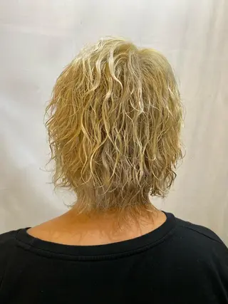 ミディアム メンズ 長濱 俊のヘアスタイル