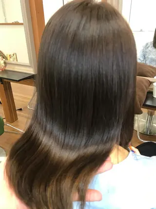 ミディアム カラー 吉森 満俊のヘアスタイル