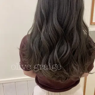 ロング カラー ぱつっとボブ/ 小野あかねのヘアスタイル