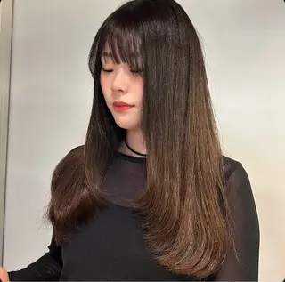 ロング ERIKA YAMAMOTOのヘアスタイル