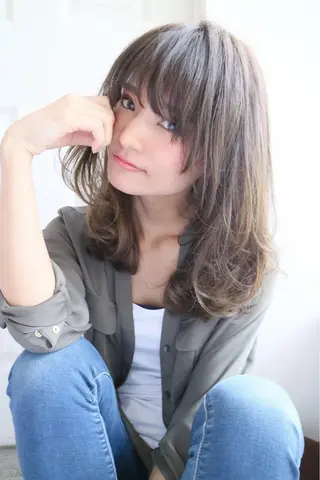 セミロング カラー パーマ ヘアアレンジ ひがし　まさし JYUNESU副代表のヘアスタイル