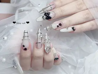 ネイル 〜Shine Nail〜【サイナネイル】パラジェル／ 長さだし／持ち込み／ワンホン／フィルイン所属・サイナ🎀 長さだし&デザインのネイルデザイン