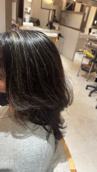 ミディアム カラー い な み ま なのヘアスタイル