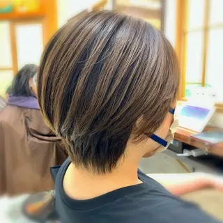 ショート カラー EARTH kazu🐰のヘアスタイル