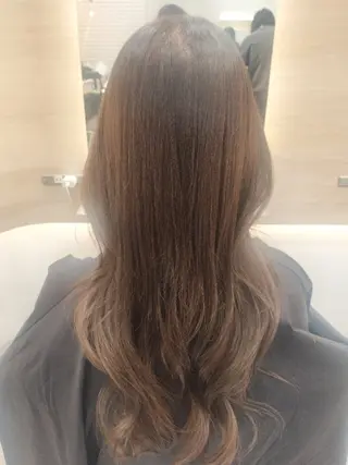 ロング ほんま ひろみのヘアスタイル