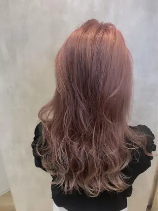 ミディアム カラー ヘアアレンジ 髪質改善デザイナー &mirai ryoのヘアスタイル