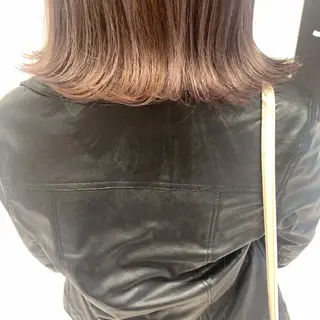 ミディアム カラー UMEDA FIGAROのヘアスタイル