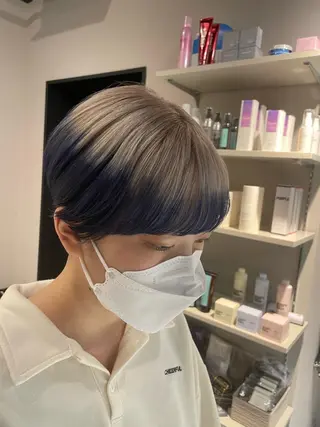 ショート カラー ブリーチ👩🦳/ ✂︎MANAMIのヘアスタイル