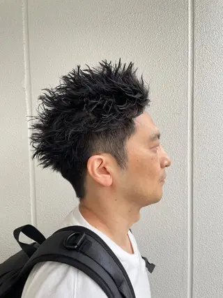 ショート パーマ ヘアアレンジ メンズ 艶髪✨寒色カラー✨ 翁長孝輔のヘアスタイル