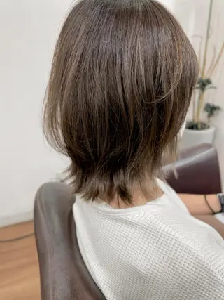 ミディアム 内藤 まどかのヘアスタイル