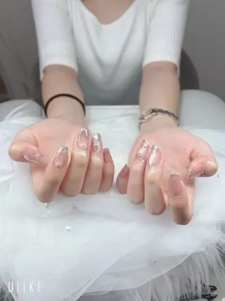 ネイル T.Lee Nail Lilyのネイルデザイン