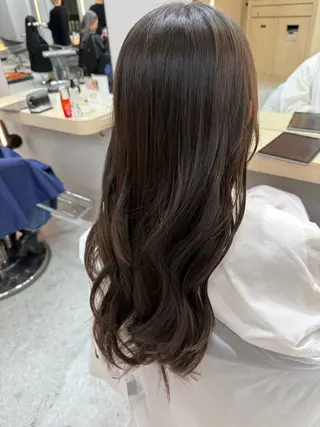 ロング 平山 翔意のヘアスタイル