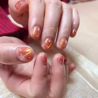 ネイル MoonNail ユリ🌸のネイルデザイン