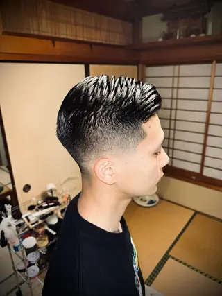 ショート メンズ 岩本 文太のヘアスタイル
