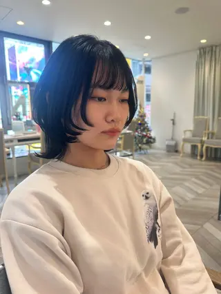 ミディアム 小顔レイヤー/ ベージュ🤍Rieのヘアスタイル