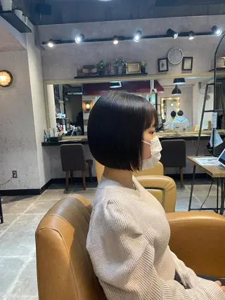 ショート 🫧小顔顔周りカット レイヤー/縮毛/白倉のヘアスタイル